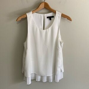 Banana republic, white pleated, tank top, size small, sleeveless top blouse